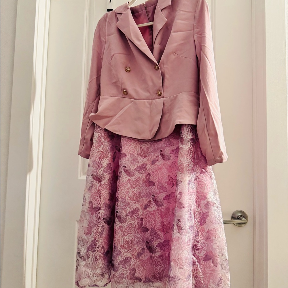 Elegant Pink Floral Skirt